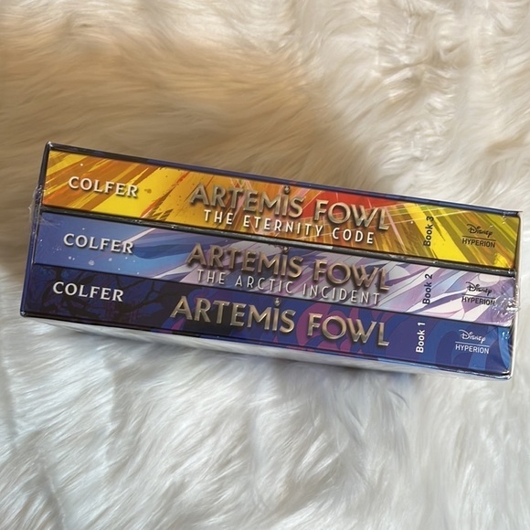 NEW Artemis Fowl Disney Book Set - Picture 2 of 4